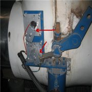FJK-W150磁感應開關KBW-220L礦用往復式拉繩開關 FJK-W150磁感應開關KBW-220L礦用往復式拉繩開關