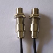 M18速度開關(guān)RC-S1602K規(guī)格型號齊全 M18速度開關(guān)RC-S1602K規(guī)格型號齊全